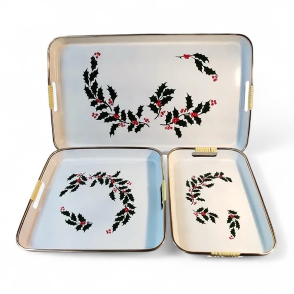 Vintage 3 Piece Lacquerware Nesting Tray Set Christmas Holly  Japan server - Picture 1 of 9